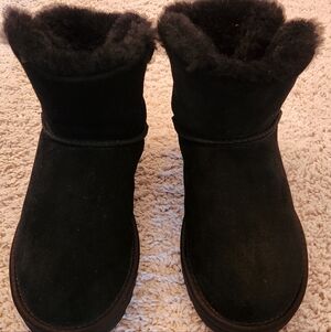 UGG Swarovski Crystal Mini Black Boots Size 5